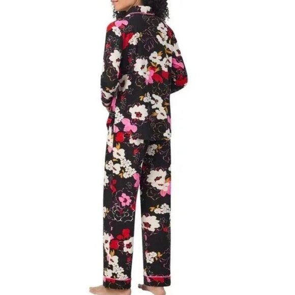 Room Service Women's Shawl Collar PJ Set Black Floral Large NEW - Picture 2 of 3